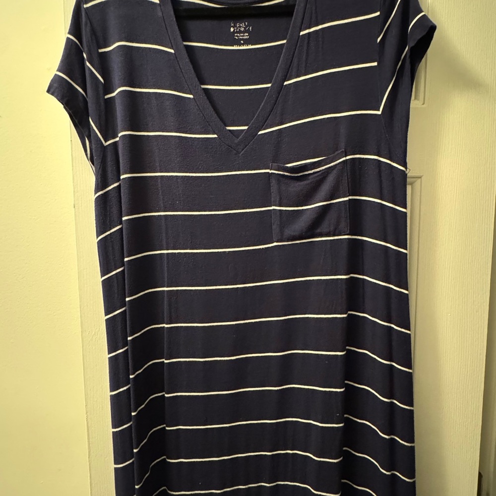 Market and Spruce Navy Striped V-Neck T-Shirt Dress
